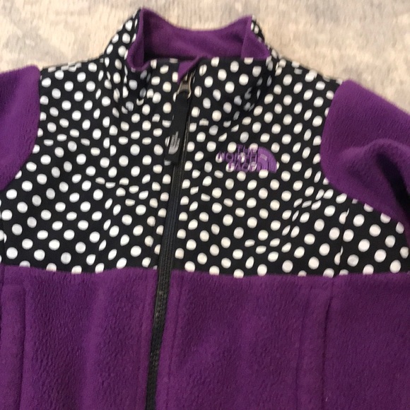 SOLD⚡️GIRLS NORTH FACE ZIP UP - Picture 2 of 8